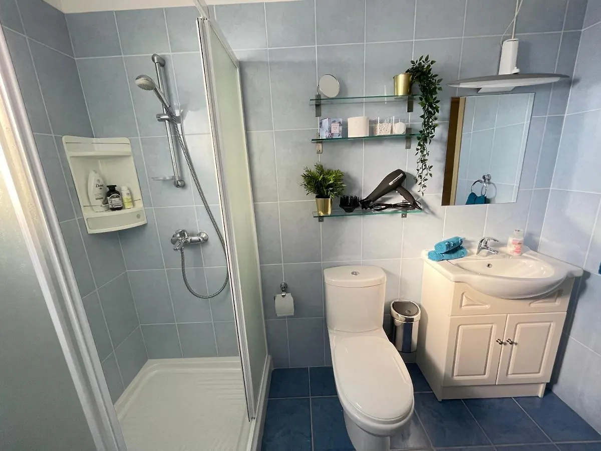 Elena Front Beach Apt Διαμέρισμα Αγία Νάπα